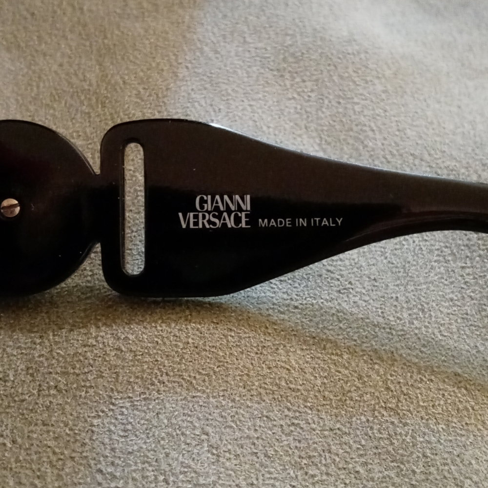 Gianni Versace sunglasses - Picture 5 of 6